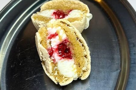 Макарон Кокос-малина