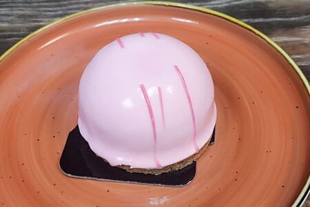 Пирожное Малиновый пломбир