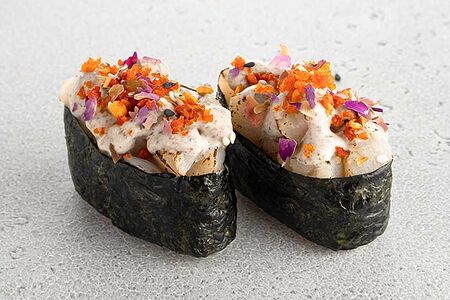 Суши с опаленным гребешком и трюфелем (2 шт)