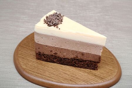 Три шоколада