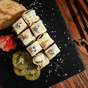 Клубника, киви, манго