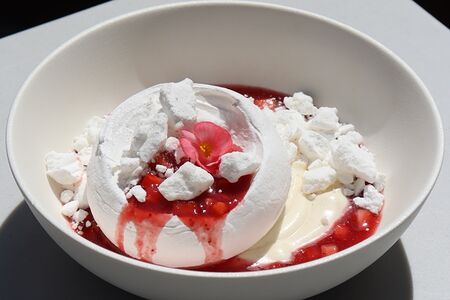 Безе с ванильным кремом