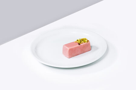 Сырок творожный со смородиной