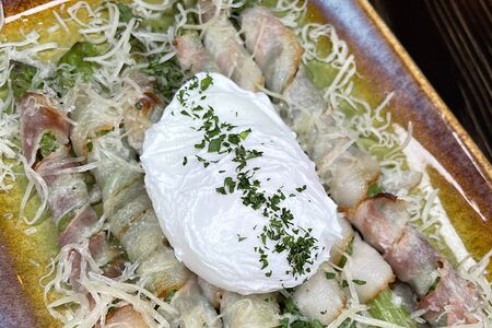 Спаржа в беконе