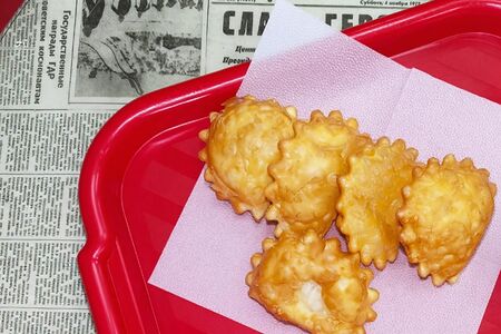 Чебурек Октябрята Свино-говяжий