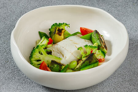 Палтус на пару с овощами 