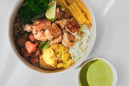 Боул с курицей