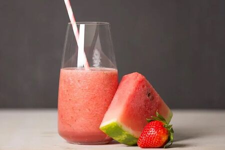 Арбуз и клубника