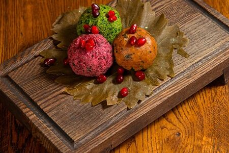 Ассорти пхали