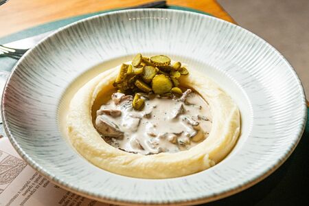 Бефстроганов