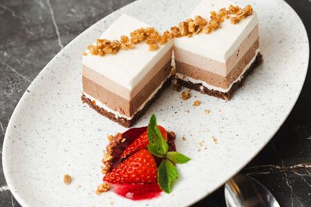 Три шоколада