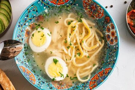 Куриный суп с лапшой