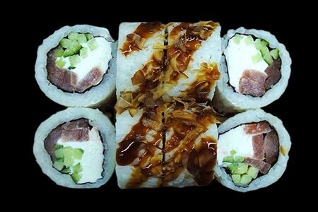 Урумаки с тунцом