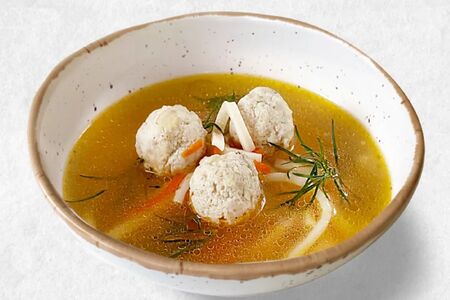 Домашняя лапша  с куриными фрикадельками