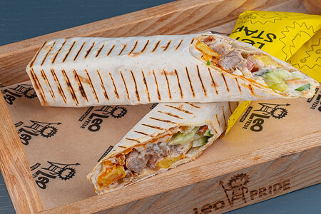 Шаверма со свининой от Лео