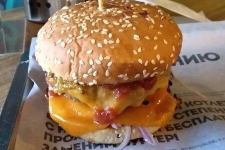 Двойной бургер с курицей  
