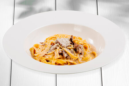 Паста с говядиной в перечном соусе