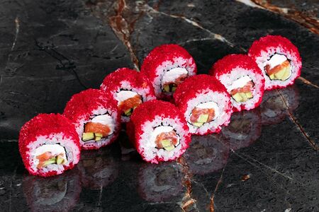 Калифорния с лососем