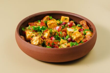 Салат с имеретинским сыром