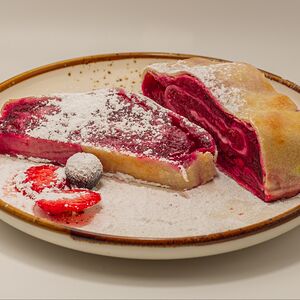 Штрудель вишневый