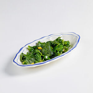 Шпинат в оливково-чесночном соусе с картофелем