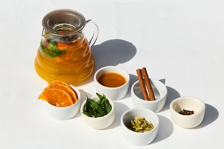 Мандарин с базиликом