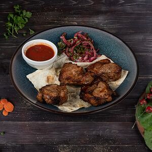 Шашлык из cвинoй шейки