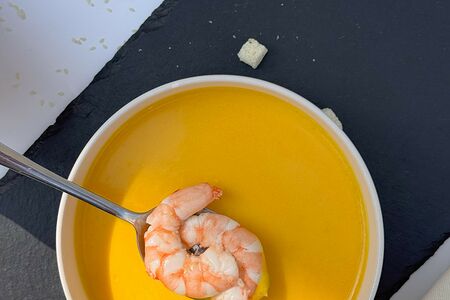 Сырный крем-суп с креветкой