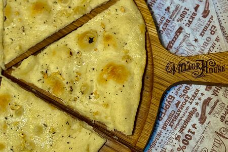 Фокачча с чесноком