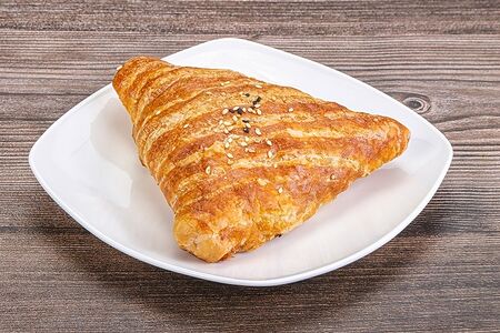 Самса с курицей треугольник