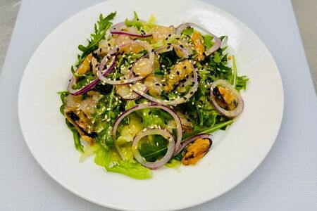 Салат с Микс-морепродуктами