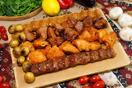 Ассорти шашлыков S