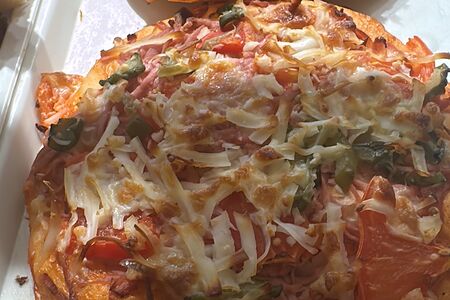 Пицца с ветчиной