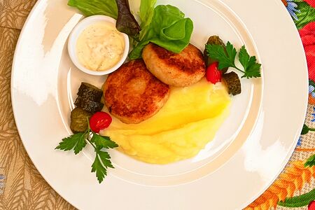 Рыбные котлеты из пикши