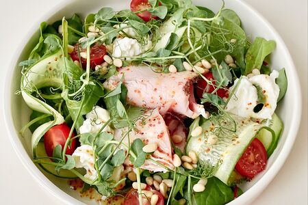 Салат с пастрами из индейки