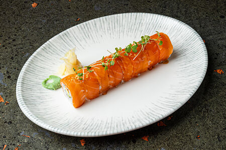 Ролл Филадельфия с лососем