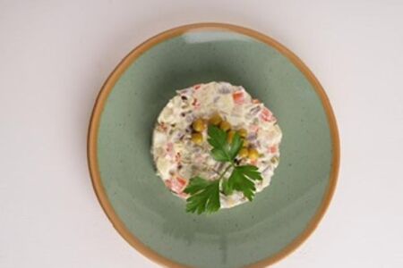 Оливье с мясом 