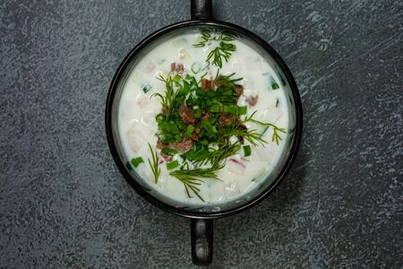 Окрошка с копченой курицей