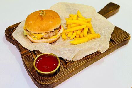 Детский бургер с куриной котлетой