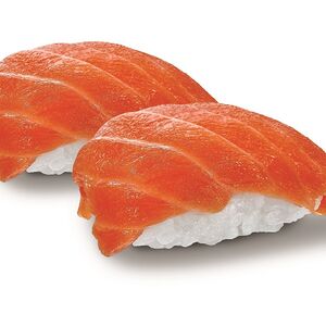 Суши Лосось (2 шт)