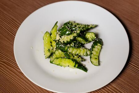 Салат из огурцов