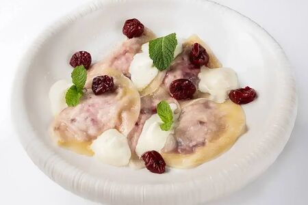 Вареники с вишней