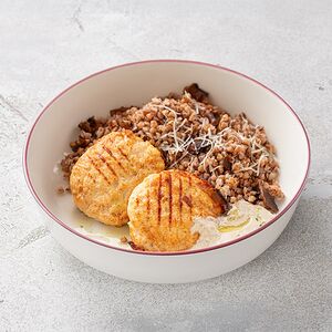 Котлеты из курицы с гарниром на выбор