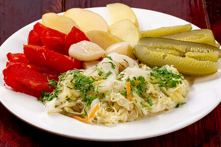 Тарелка солений