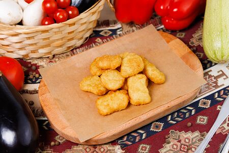 Куриные наггетсы