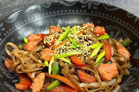 Соба с лососем