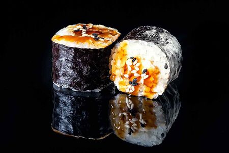 Ролл Унаги маки