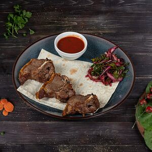 Шашлык из яблочка ягненка