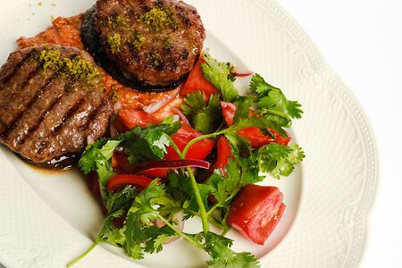 Биточки из барашка с баклажаном