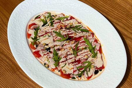 Печеные перцы с соусом тоннато 